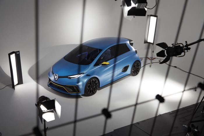 Renault Zoe E Sport Concept 2017 1 700x466