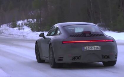Esta es la próxima generación del Porsche 911 durante los test de invierno