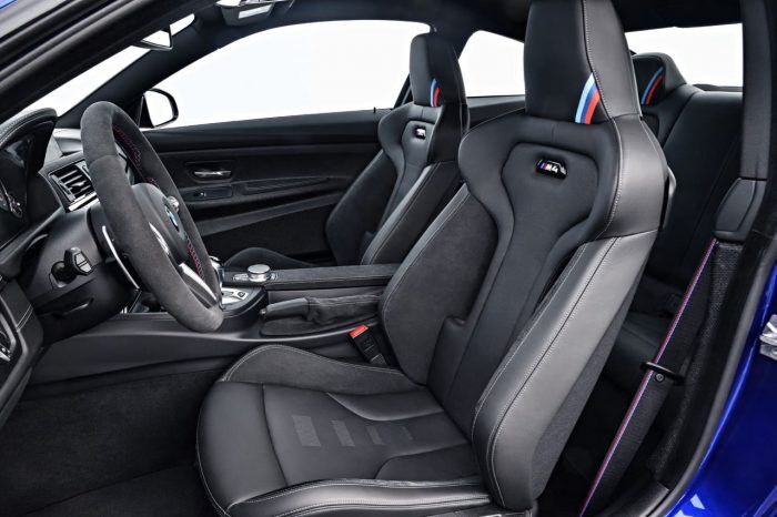 BMW M4 CS 2017 Interior 6 700x466