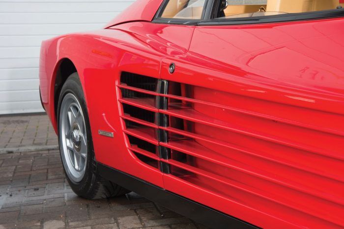 Ferrari Testarossa Monospecchio 1984 1 700x466