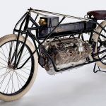 La Primera Moto En Tener El Record De Velocidad En La Tierra 2 150x150