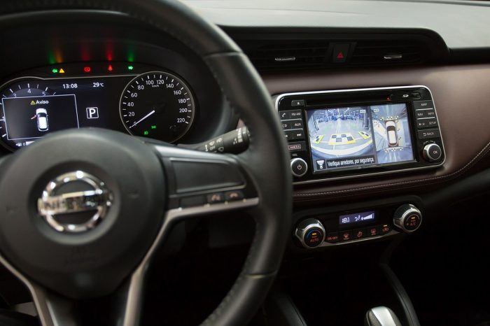 Nissan Mobileye 1 700x466