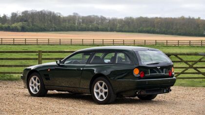 Este Aston Martin familiar será lo más extraño que veas hoy