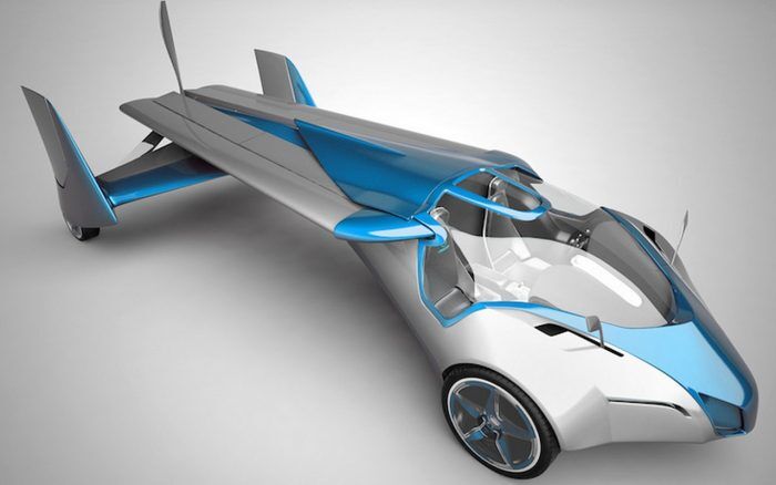 Coche Volador 700x438