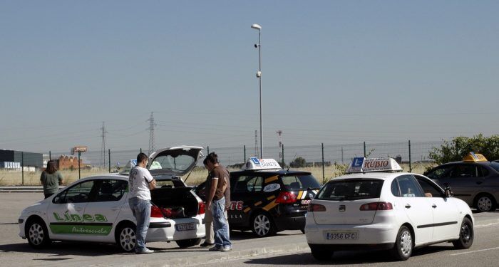 Examenes Permiso Conducir 2 700x375