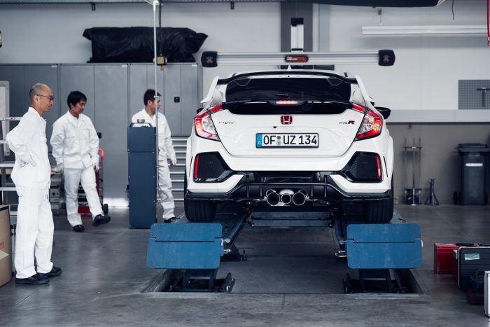 Honda Civic Type R Nurburgring 1 700x467