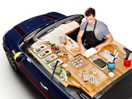 MINI John Cooker ¿un coche convertido en puesto de comida?