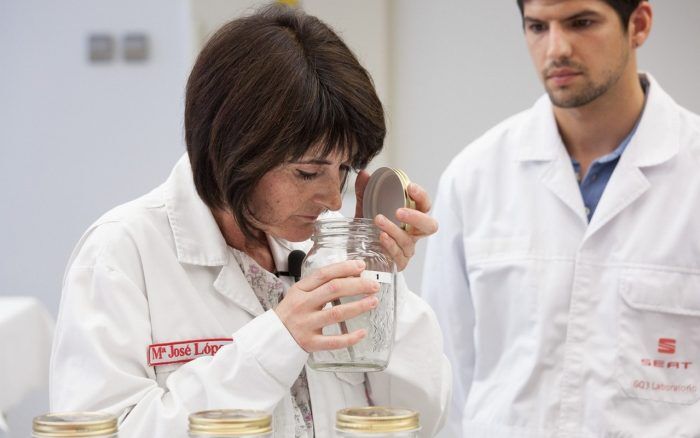 Profesiones Motor 1 700x438