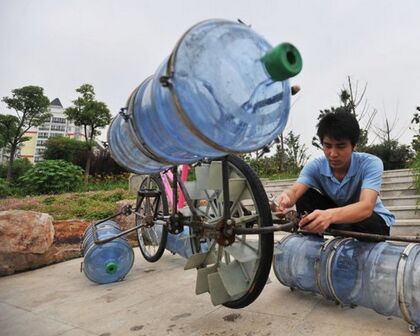 Esta bicicleta anfibia casera te dejará patidifuso