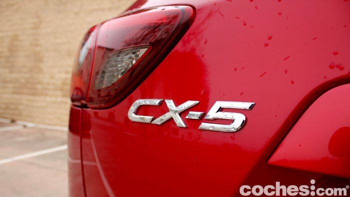 Mazda CX 5 Black Tech Edition 2016 Prueba Detalle 01 700x394