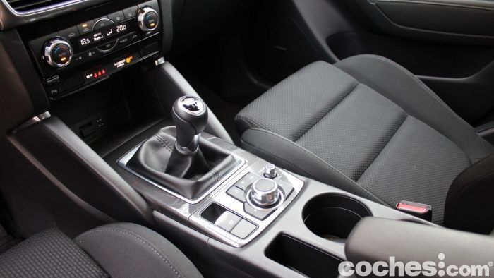 Mazda CX 5 Black Tech Edition 2016 Prueba Interior 03 700x394