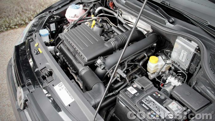 Volkswagen Polo RLine 1