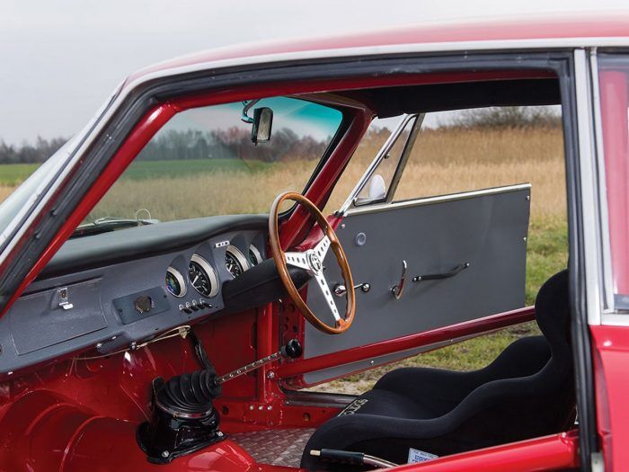 Alfa Romeo Giulia Sprint Gta 11 700x525