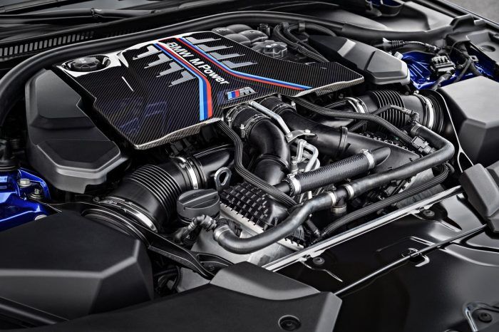Bmw M5 2018 40 700x466