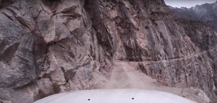 Carretera Peligrosa Himalaya 700x333