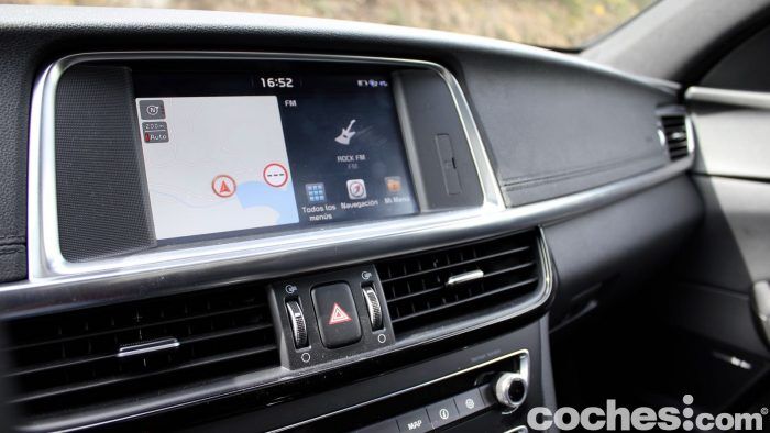 Kia Optima Sporstagon 2017 Prueba Interior 5 700x394