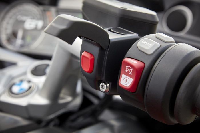 Sistema Ecall BMW Motorrad 3 700x466