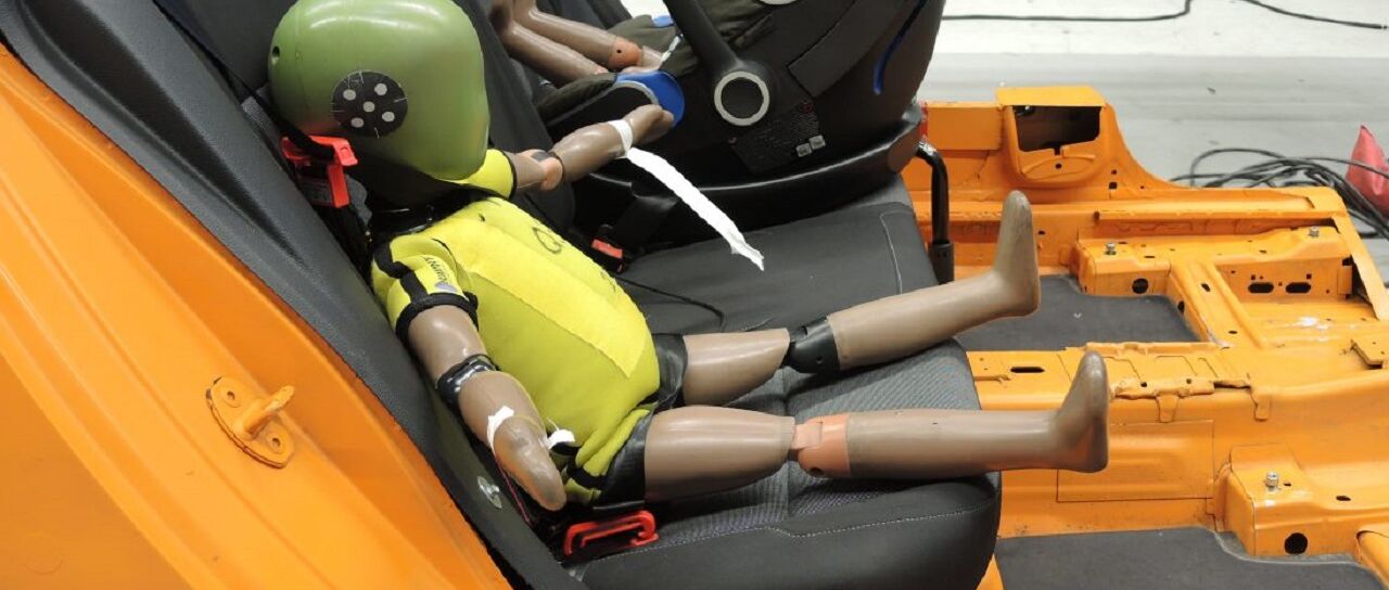 Todas las noticias de coches en un solo portal: Pruebas, fotos, vídeos, informes...