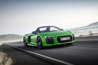 Audi R8 Spyder V10 plus, el descapotable también quiere más potencia