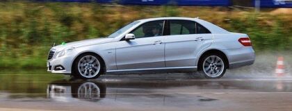 Cómo realizar una frenada de emergencia