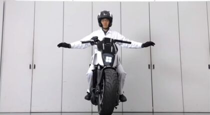 La moto sobre la que podrías hacer el pino sin caerte