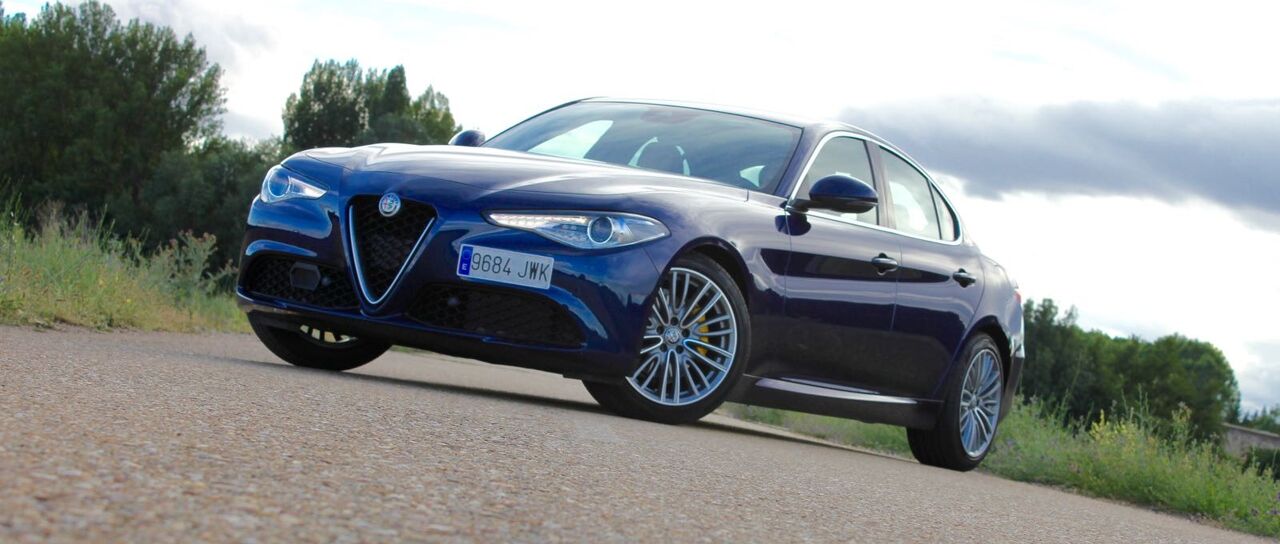 Todas las noticias de coches en un solo portal: Pruebas, fotos, vídeos, informes...