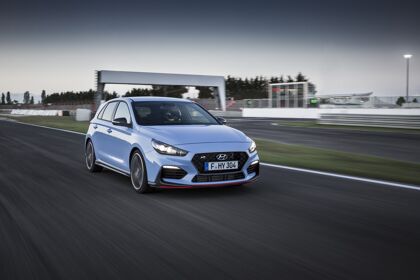 Así suena y se comporta el Hyundai i30 N en el circuito del Jarama