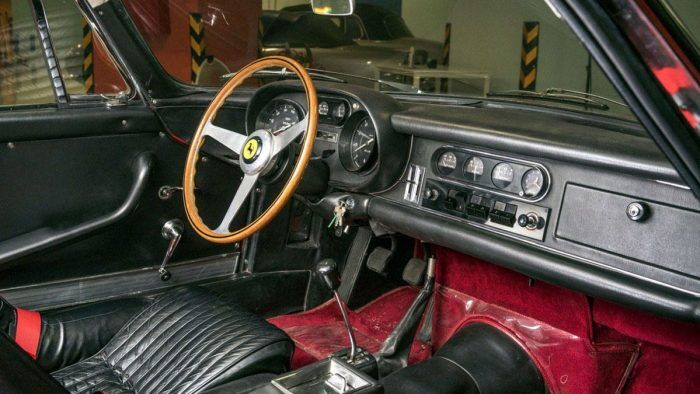 Ferrari 275 GTB 4 Proto 1963 Interior 1 700x394