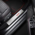 Jaguar XJR575 18MY 1004 GLHD 150x150