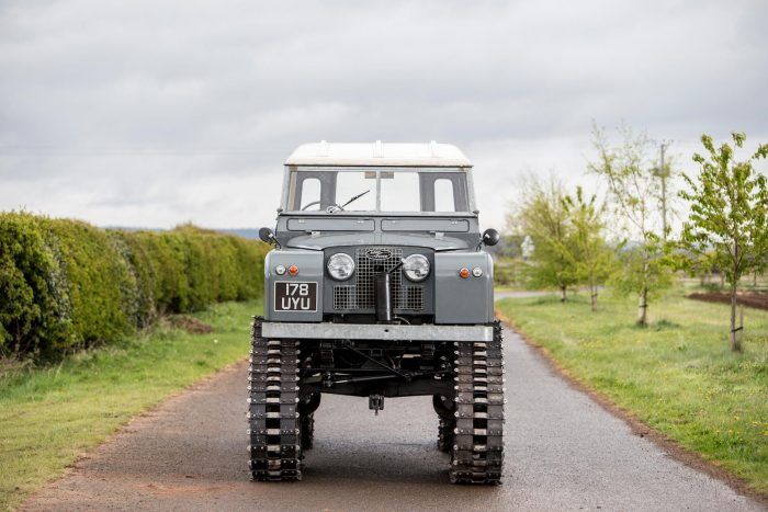 LAND ROVER 109 SERIES 2 CUTHBERTSON 15 700x467