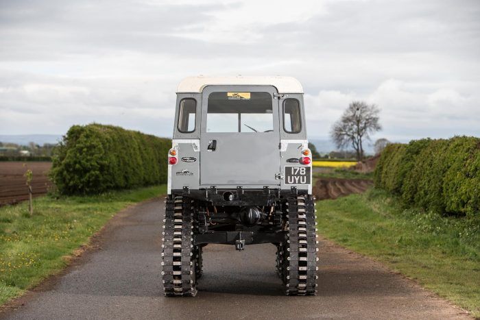 LAND ROVER 109 SERIES 2 CUTHBERTSON 19 700x467