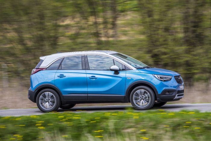 Opel Crossland X Ultimate 700x466