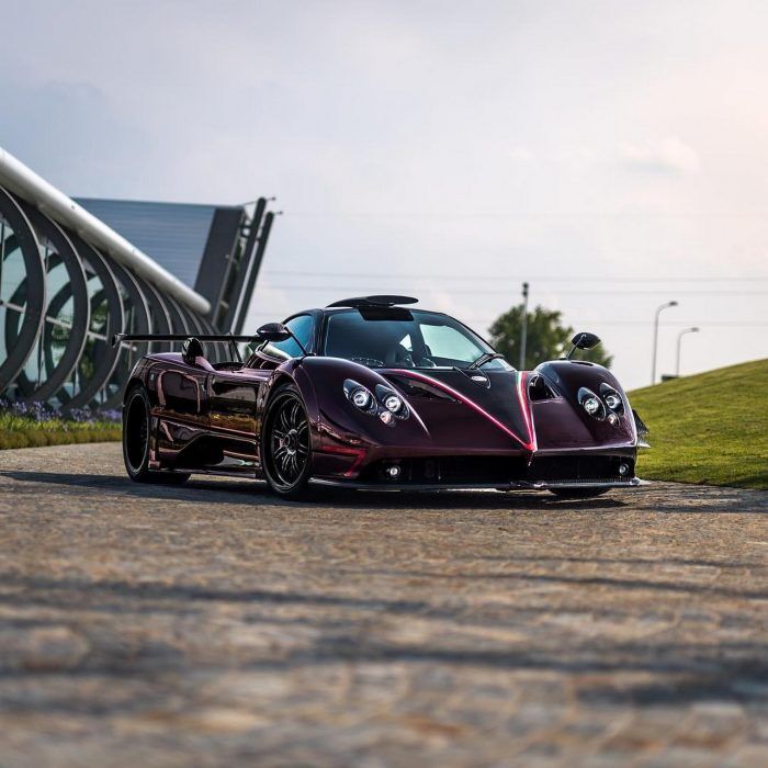 Pagani Zonda El Fantasma 1 700x700