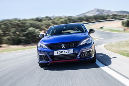 Un nuevo nivel de radicalidad llega con el Peugeot 308 GTI by Peugeot Sport