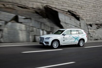 Volvo podrá probar sus coches autónomos en las carreteras de su Suecia natal
