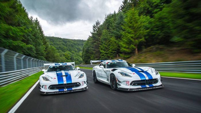 Dodge Viper ACR Nurburgring Nordschleife 700x394