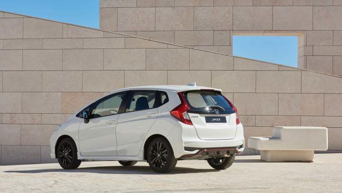 Honda Jazz 2018 6 700x394