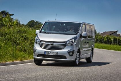 Nuevos Opel Vivaro Tourer y Combi Plus: más funcionales, cómodos y versátiles.