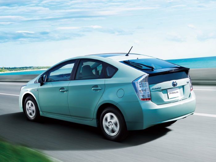 Toyota Prius III 2009 1 700x525