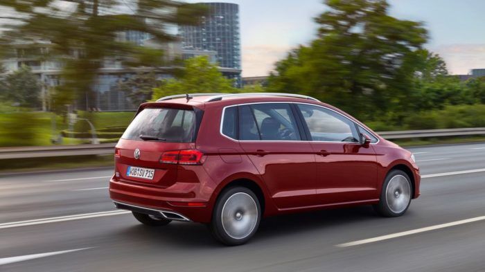 Volkswagen Golf Sportsvan 2018 8 E1577095146798 700x393