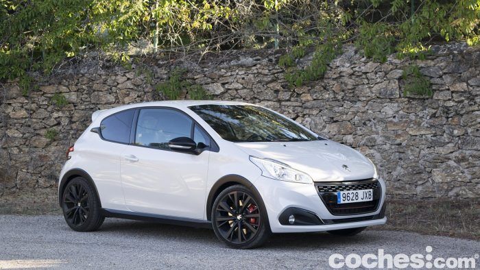 Peugeot 208 Gti Prueba 42 700x394