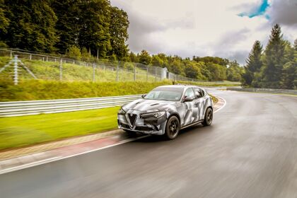 El Alfa Romeo Stelvio Quadrifoglio se corona como el SUV más rápido en Nürburgring