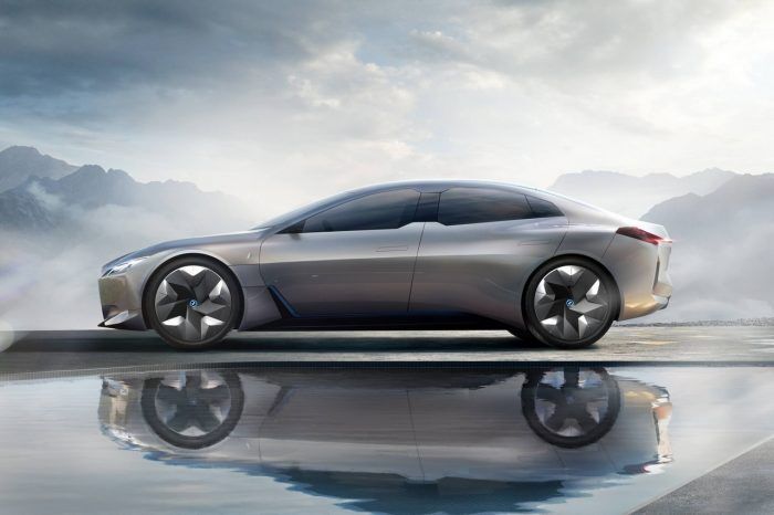 Bmw I Vision Dynamics 15 700x466