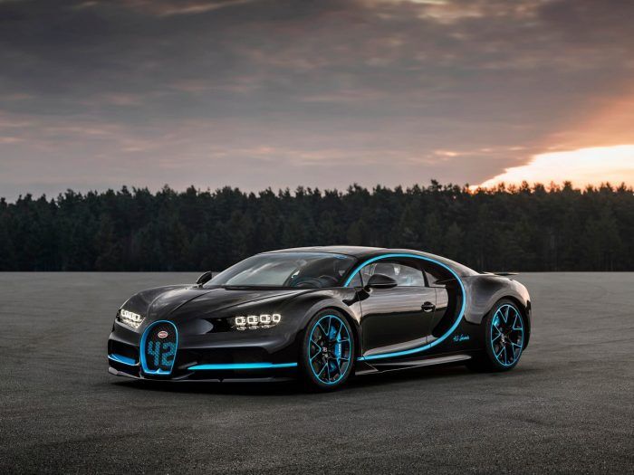 Bugatti Chiron Record 4 700x525