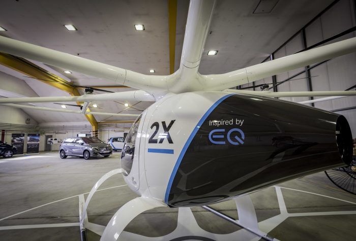 Daimler Volocopter 10 700x475