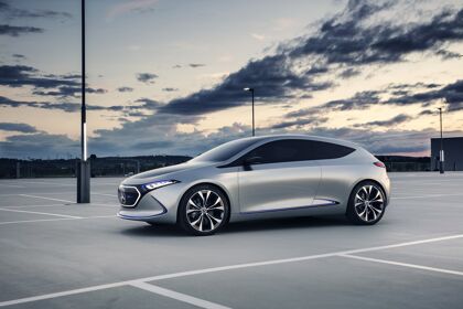 El Mercedes EQA, un futuro compacto eléctrico, se producirá en Francia