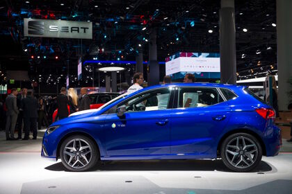 SEAT integra el asistente personal Amazon Alexa en sus vehículos