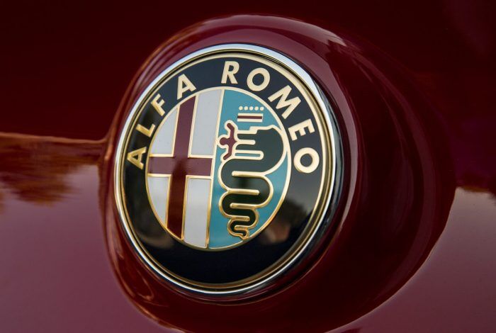 Alfa Romeo Logo 700x470
