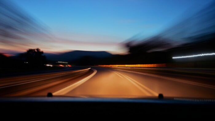 Conducir Noche 3 700x394