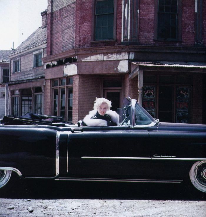 Marilyn Cadillac 700x737